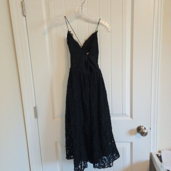 Fame Partners Black Lace Strap Midi Dress With Floral Overlay - Picture 2 of 12